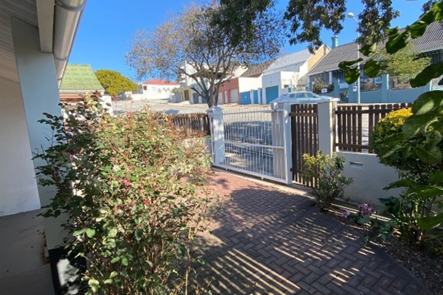 2 Bedroom Property for Sale in Richmond Hill Eastern Cape